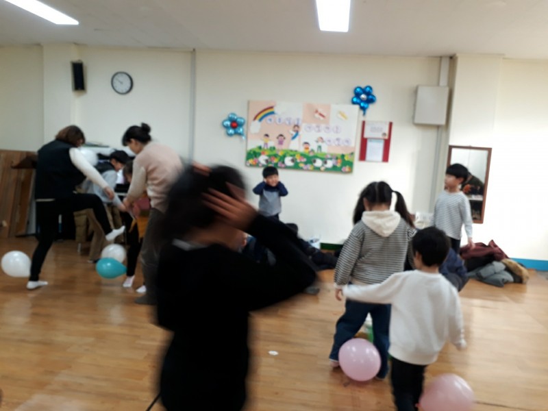 20-3 유년부.jpg